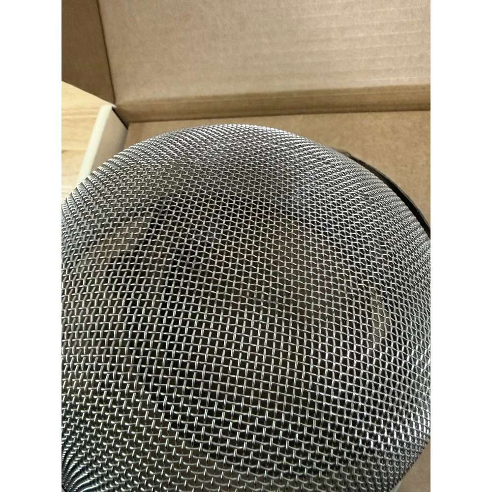 Caraway 2 Qt Stainless Steel Strainer (damage)
